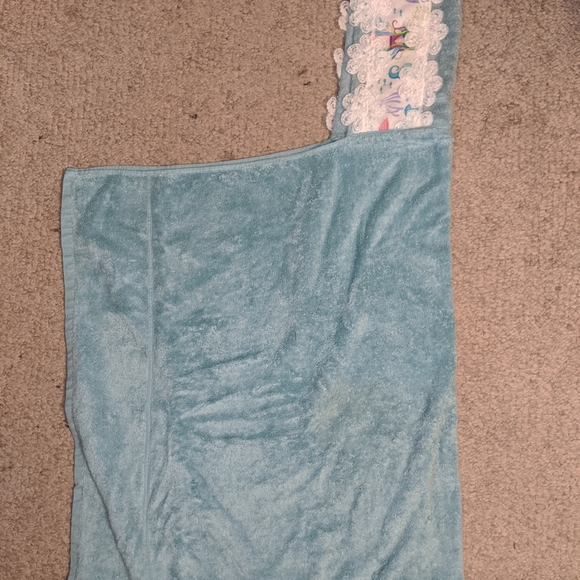 Light Blue Kids Hooded Towel - Picture 2 of 5